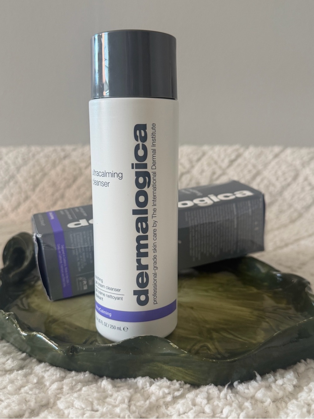 dermalogica Cleanser Face Wash Premium Sensitive Skin 250ml. New